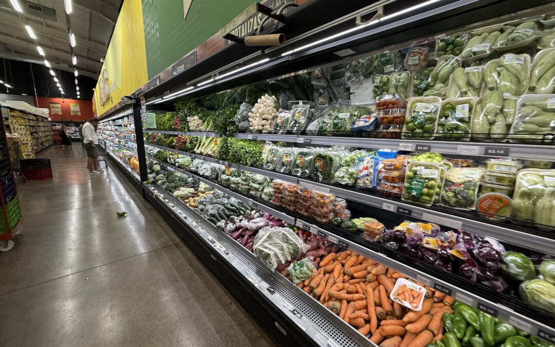 Super Selectos: Fresh Produce and Everyday Savings in El Salvador